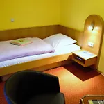 Kasserolle Hotel 3*