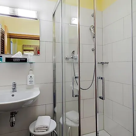 מלון Kasserolle 3*